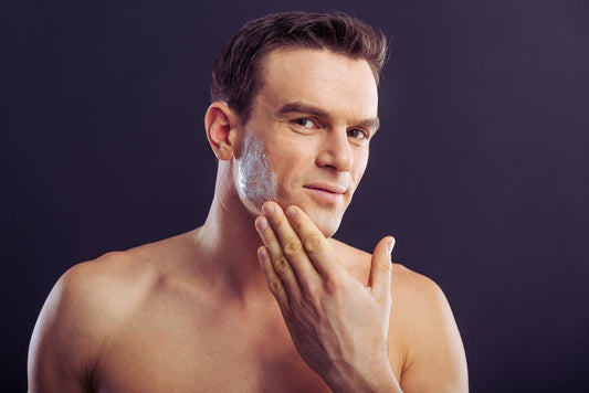 Comment nettoyer son visage pour avoir une belle peau ? - Natura Force