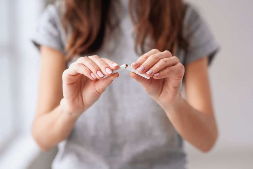 4 méthodes naturelles pour arrêter de fumer