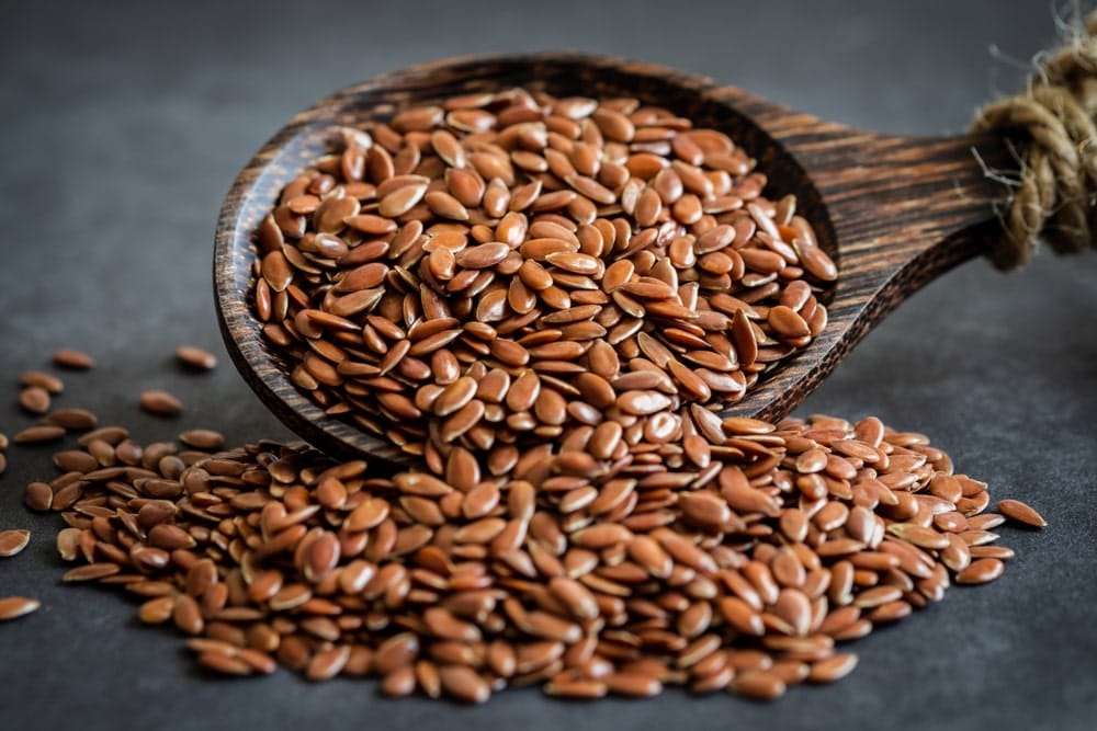 Flax seeds: effects, consumption and benefits - Natura Force